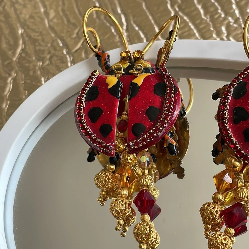 🐞HP🐞Lunch At The Ritz “CUTE AS A BUG”Ladybug HUGE Clip On Earrings - Picture 3 of 10